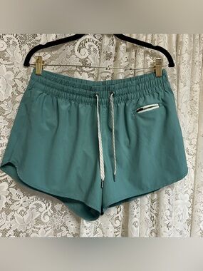 Vuori Clementine Short 2.0 Shorts